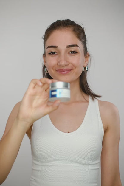 Nemlendirici Yüz Kremi Cilt Tonu Eşitleyici Aydınlatıcı 50 ML